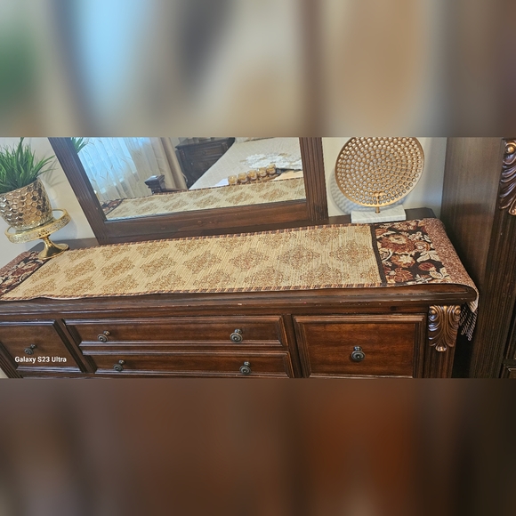 Chris Madden runner and 2 mats. - Picture 7 of 8